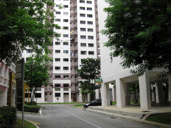 Blk 952 Hougang Avenue 9 (Hougang), HDB 5 Rooms #242292